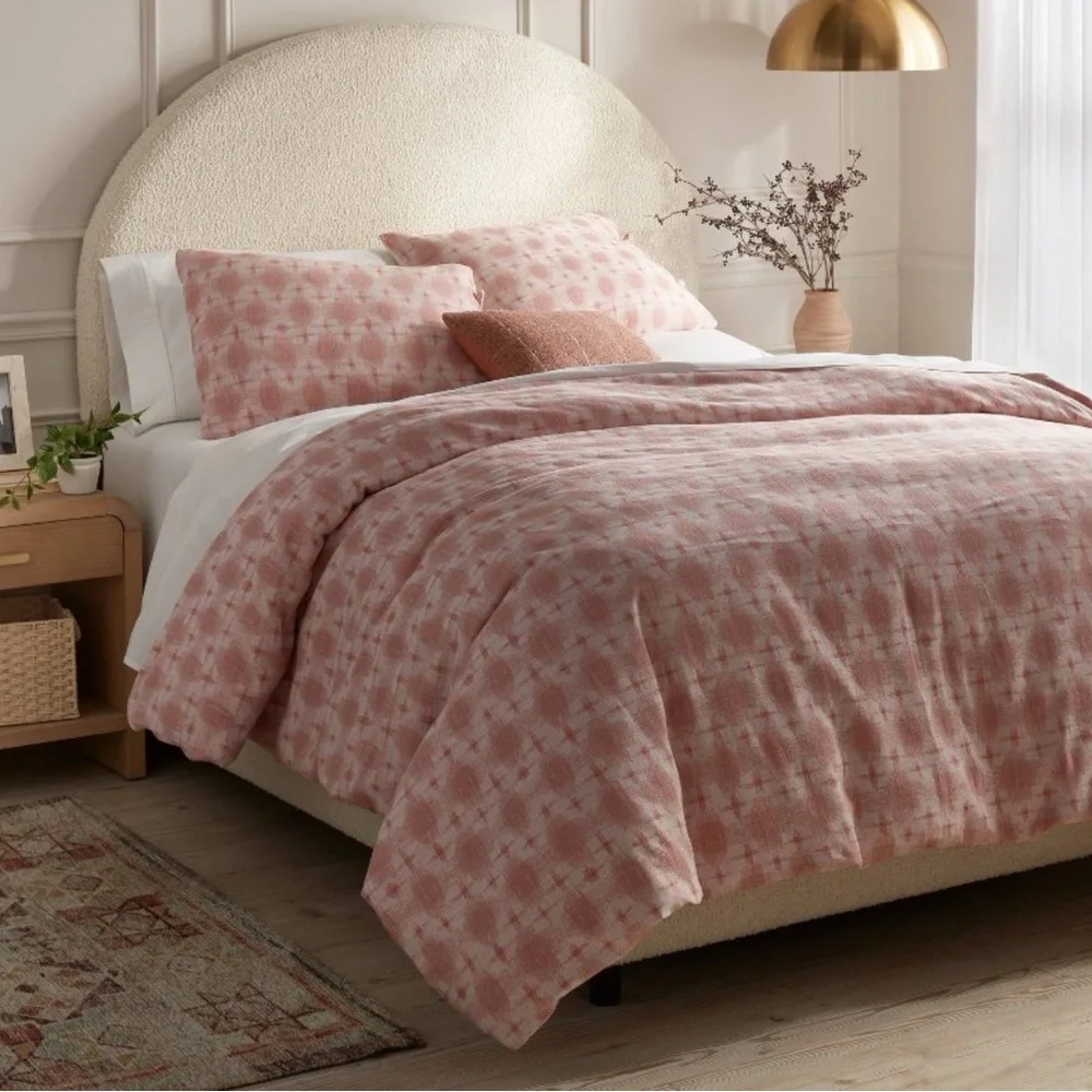 Threshold King Yarn Dye Ikat Duvet Cover and Sham Set Ivory/Mauve Cotton Slub